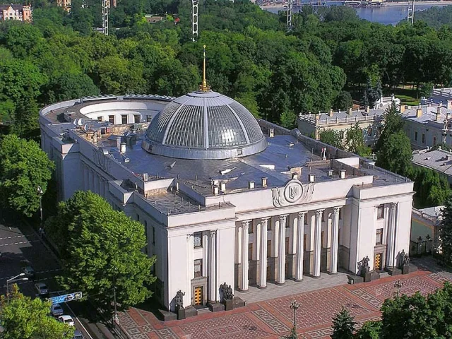 В новом парламенте будут новые тренажеры, а также создадут комиссию для расследования избирательных фальсификаций