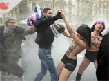 Париж: націоналісти побили FEMEN. ВІДЕО