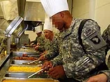 Повар армии США отказалась служить в Афганистане – не с кем оставить сына