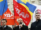 Звернення до Януковича написали Яценюк, Тягнибок і Кличко