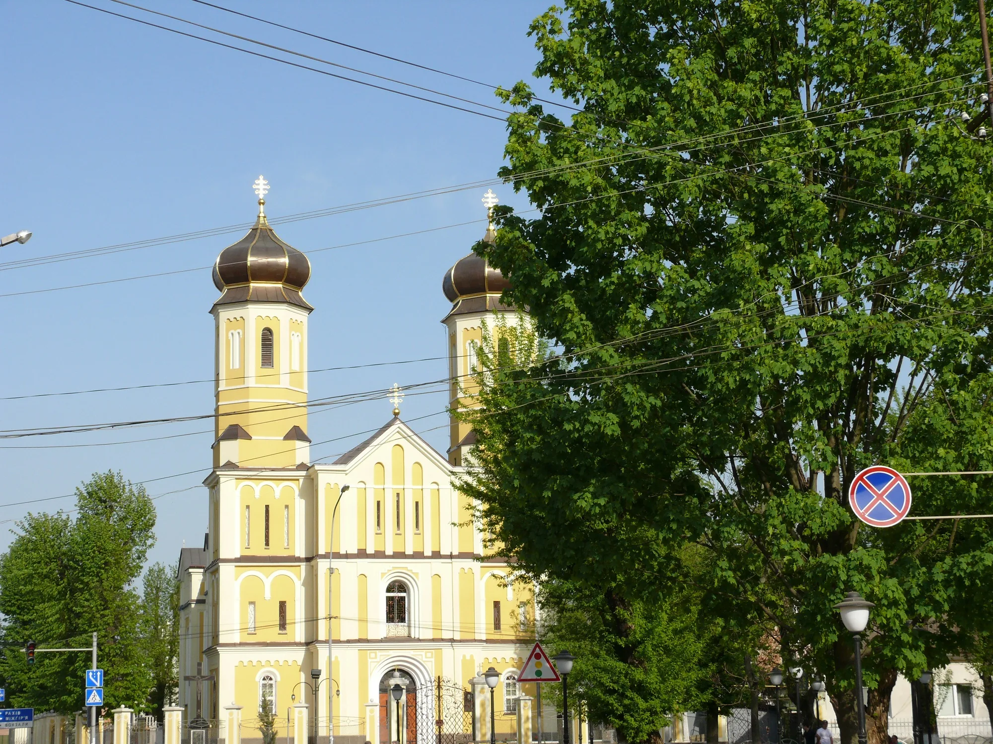 Дослідження: де, коли і з ким найкраще відпочити на травневі свята
