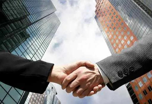 Выгодно купить готовые фирмы можно с помощью сайта regadvisor.ru