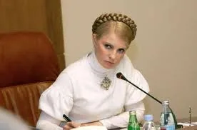 Тимошенко скликає Національний круглий стіл