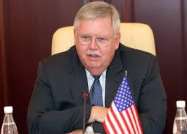 У США есть более эффективные способы влияния на украинскую власть, чем санкции - Теффт