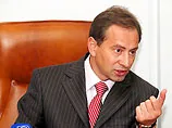 Поет Симоненко може не стати Героєм України, через Ющенка, який нагородив "Нашу рябу"