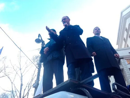 На заседание Кабмина депутатов от оппозиции не пустили