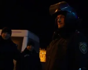 Біля столичної Європейської площі "беркутівців" не годують вже третій день. ВІДЕО