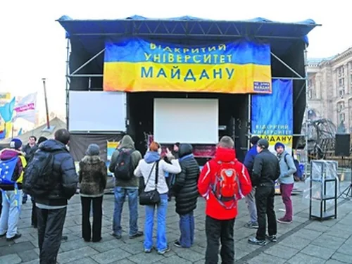 Майдан бігає кроси, вивчає англійську і готується до бою