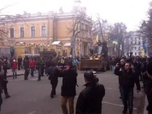 Штурм "Беркута" Майдан отбил. Видеоподробности