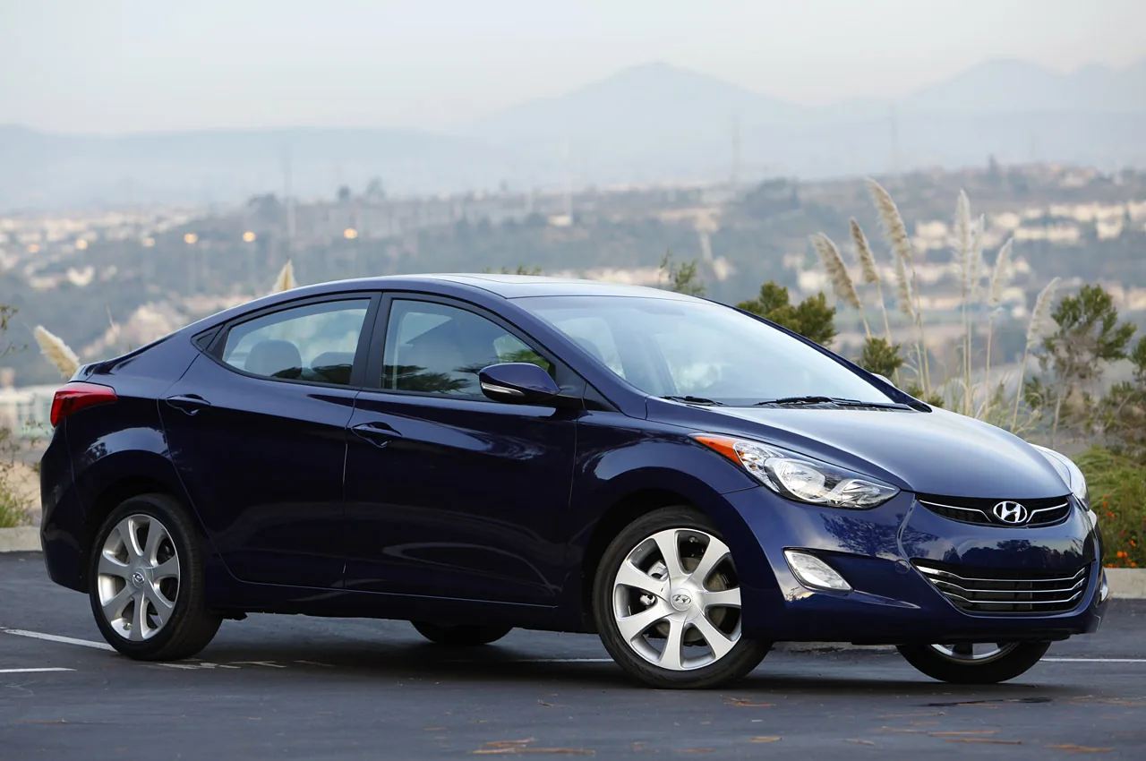 Пятое поколение Hyundai Elantra представлено на российском рынке