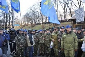 Переговори з силовиками афганці припинили, але мають питання до лідерів опозиції