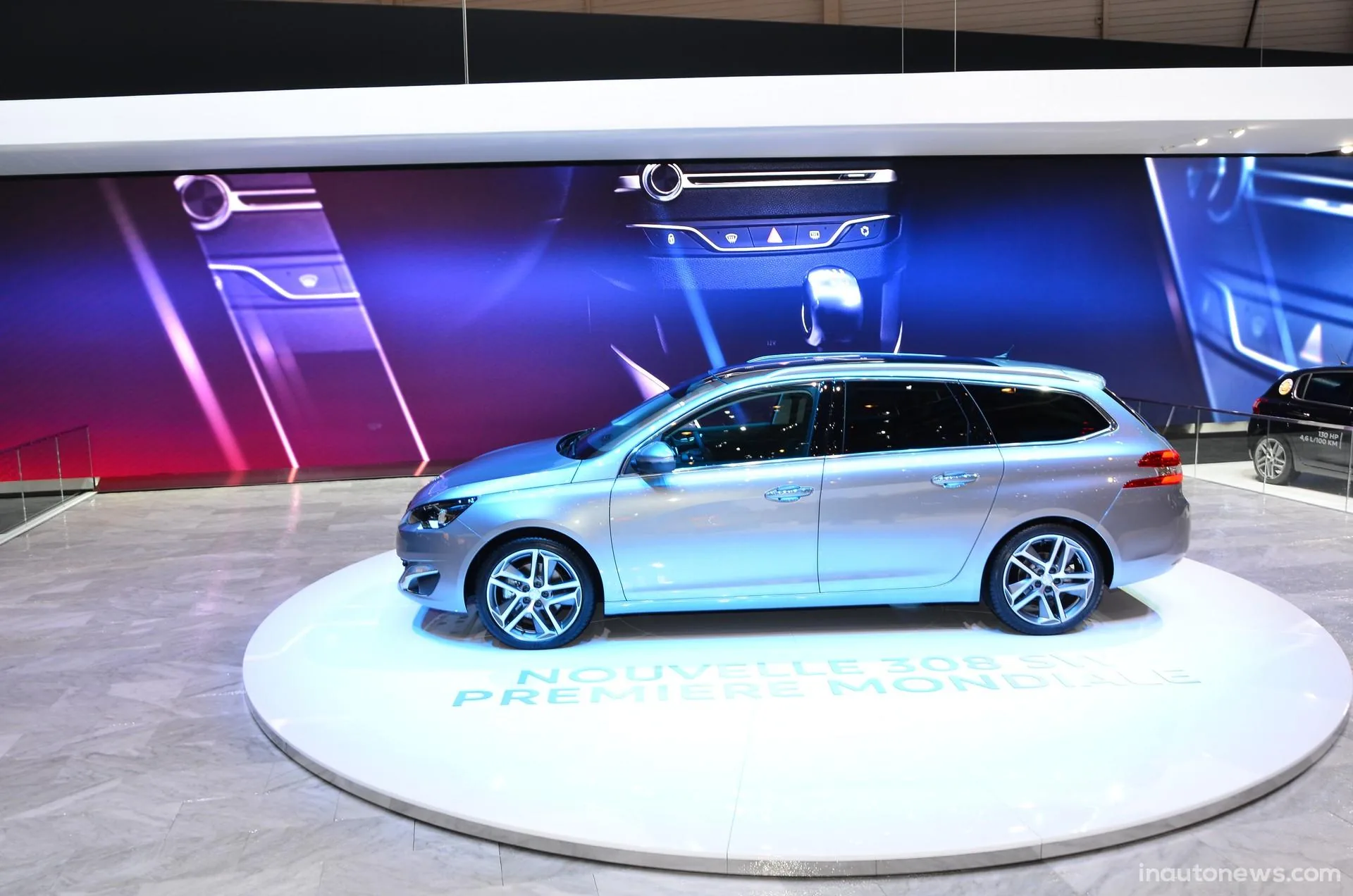 Peugeot серии 308 SW