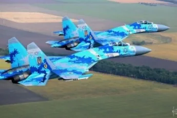 Вночі літаки спопелили 2 бази, БТР і 10 вантажівок бойовиків