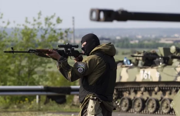 2 танки, 3 БТР і 2 вантажівки зі зброєю бойовиків українські силовики знищили - Тимчук