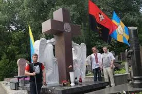 Українці стали націоналістами - чому