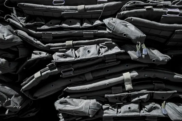 Україні Німеччина надасть медобладнання, польові госпіталі та бронежилети