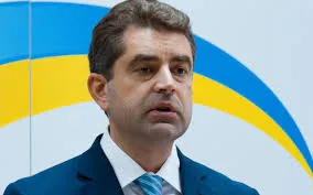 Через агресію МЗС надіслало Москві ноту - РФ активізувала перекидання військової техніки на Донбас