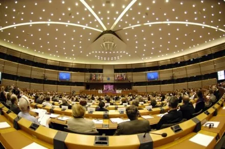 Україні обіцяють гроші та гуманітарку - саміт ЄС завершився достроково