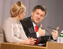Ющенко звільнив губернатора Харківщини за підтримку Тимошенко