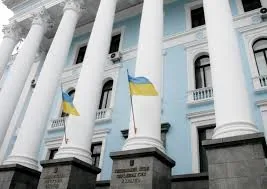 Генштаб - военнообязанным украинцам не нужны никакие дополнительные документы для выезда за границу. ВИДЕО