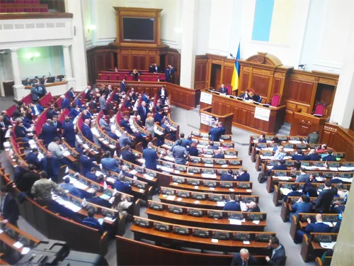 Дві робочі групи - з перевірки можливих зловживань у Кабміні і щодо тарифоутворення - Рада створила