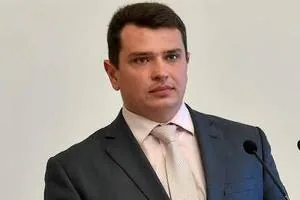 Ещё минимум полгода будут выбирать персонал Антикоррупционного бюро. ВИДЕО