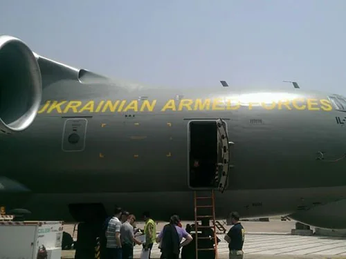 Літак з українцями досі не вилетів з Непалу - ЗМІ