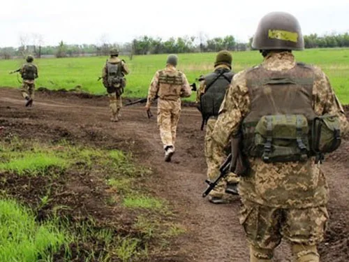 За минувшие сутки в зоне АТО 3 украинских военных погибли, 4 ранены. ВИДЕО