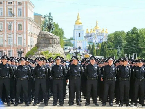 Новая патрульная служба принесла присягу. Аваков: зарплата будет достойной. ВИДЕО