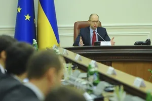 Учасники АТО можуть вступати до вишів без здачі ЗНО - Яценюк