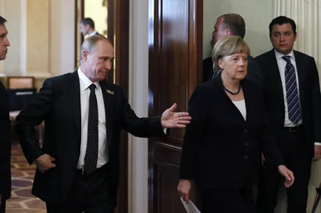 По выборам на Донбассе Меркель поставила Путину ультиматум