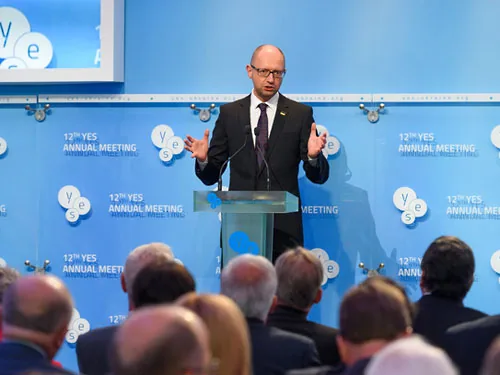 Яценюк: Україна не піде на федералізацію і розраховує на зброю Заходу