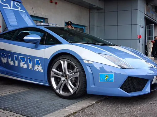 Отримає Lamborghini київська поліція