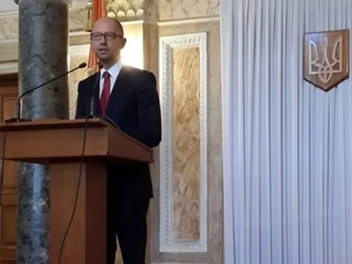 Темпы реформ в Украине Яценюк высоко оценивает: то, что сделано в Украине, не сделано в Греции