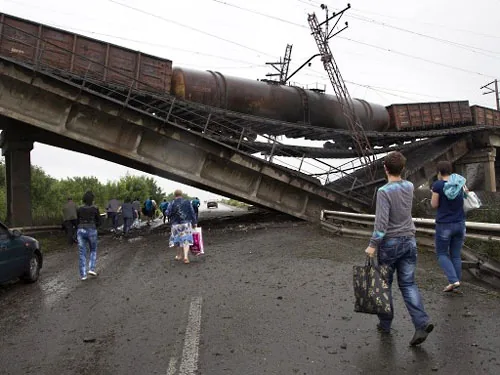 Місцевій владі в зоні АТО ВР дозволила своїм коштом відновлювати об`єкти інфраструктури