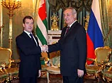 РФ та Абхазія уклали 10 угод про військову співпрацю