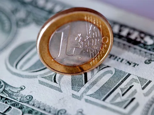 Официальный курс валют и банковских металлов на 10 декабря
