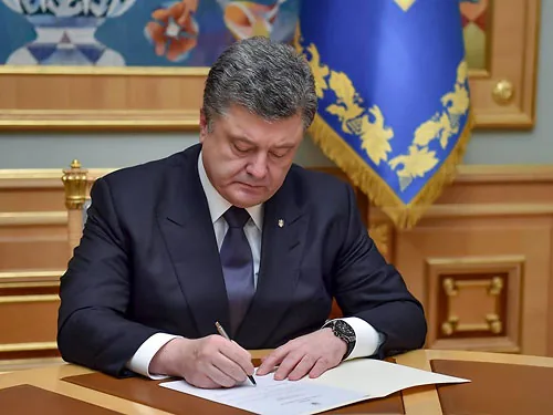 Закон "Про систему іномовлення України" Порошенко підписав