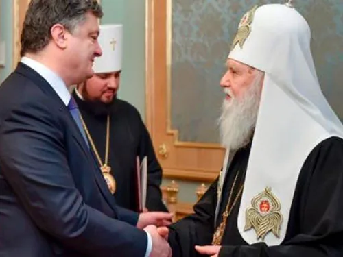 Патріарха Філарета президент привітав з 87-річчям