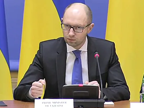 Не затягувати з євроінтеграцією Яценюк просить Раду