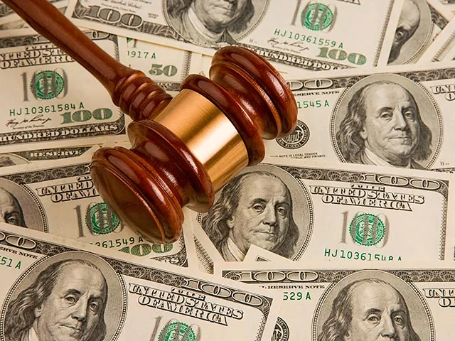 Россия добилась отмены взыскания 50 млрд долларов по делу ЮКОСа