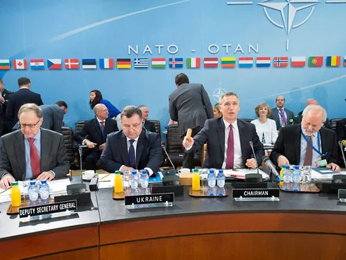 Міністри оборони країн НАТО схвалили пакет допомоги Україні