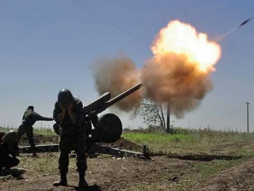 Біля селища Луганське бойовики застосовують важке озброєння. ВІДЕО