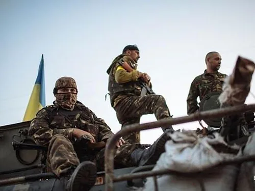 Під Троїцьким прогнали ворожу ДРГ, частину полонили