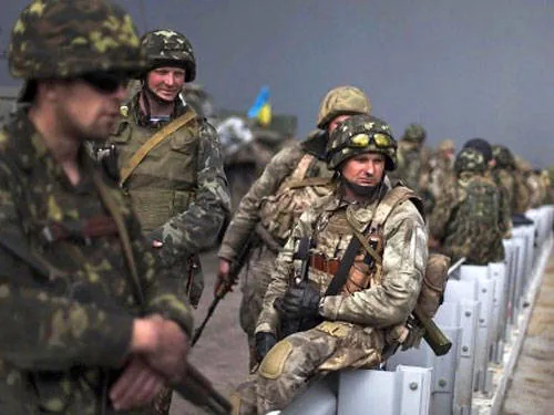 Розвідка попереджає про загрозу наступу бойовиків. ВІДЕО