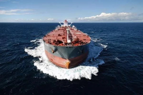 В Малайзии заявили об угоне нефтяного танкера с 900 тыс л дизеля