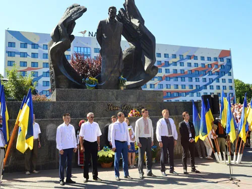 160-річчя від дня народження Івана Франка відзначають в Івано-Франківську. ВІДЕО