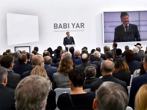 Україна згадує жертв трагедії у Бабиному Яру. ВІДЕО