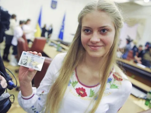 ID-паспорти з 1 листопада можуть оформити всі громадяни України
