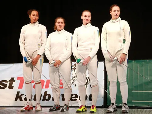 Жіноча збірна з фехтування виграла "золото", обігравши Росію